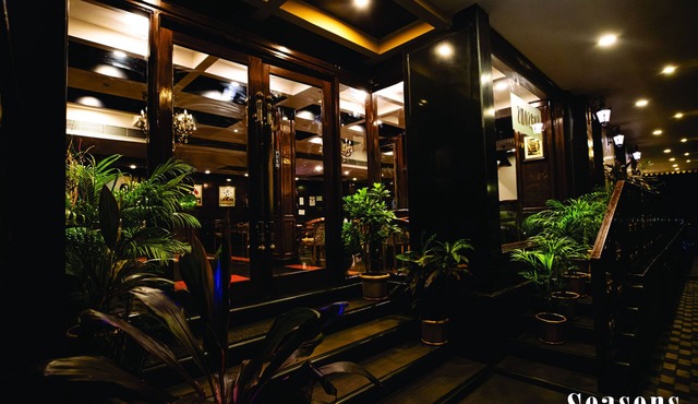 Seasons Hotels & Resorts