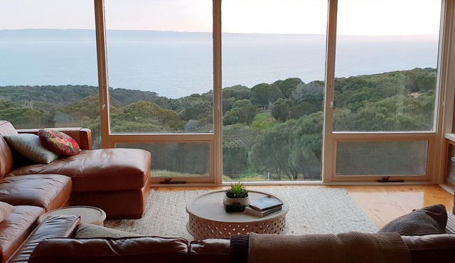 Secluded comfort: Grass Tree Coastal Retreat, Eastern Kangaroo Island wilderness in Cuttlefish Bay