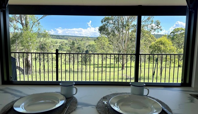 Secluded Luxury Tiny HomenAdventure awaits, Dogs and Horses Welcome in Gilla