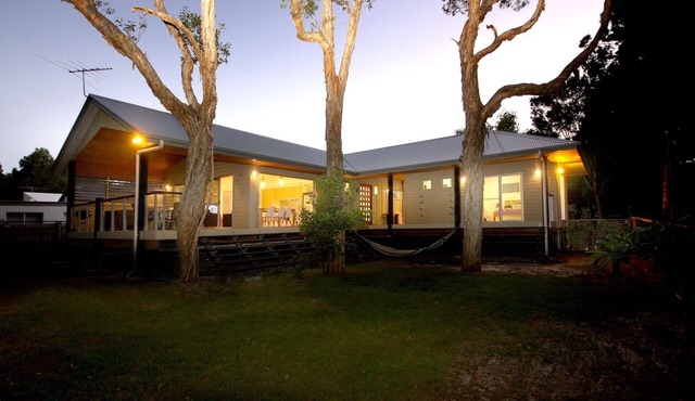 Secluded & Private Stunning Beach House in Amity Point