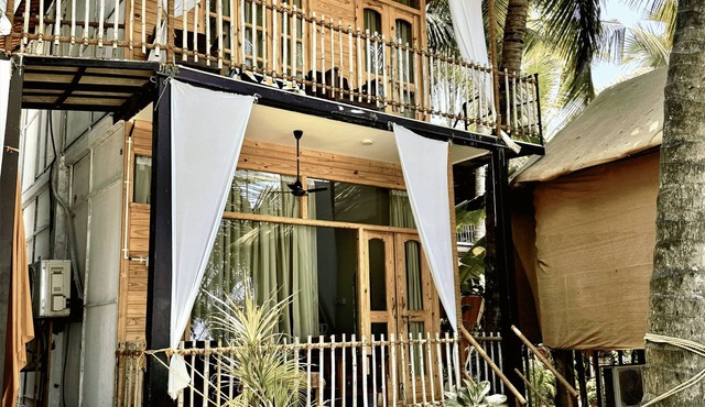 Secret Garden - Premium Hut #3