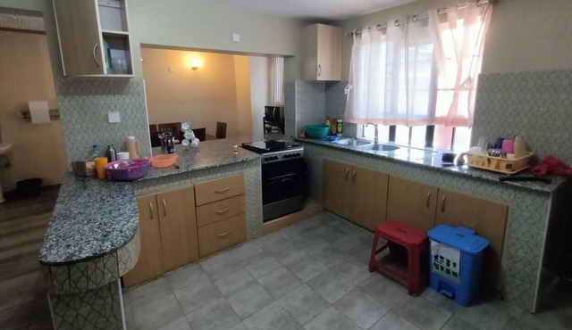 Secure spacious 4 bed, own compound, 3 miles to the international Airport, SGR in Nairobi