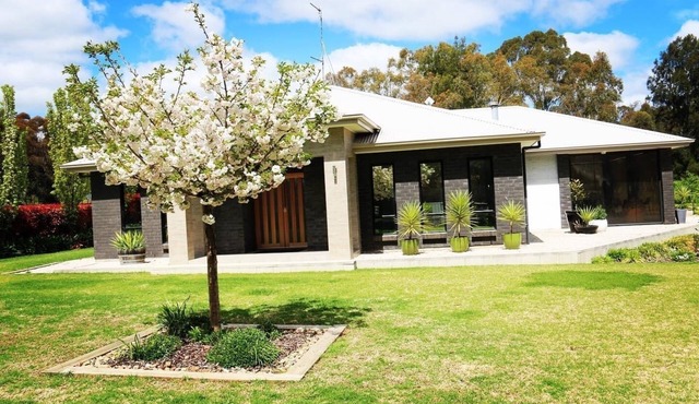 Serendipity@7hill self-contained accommodation in Sevenhill