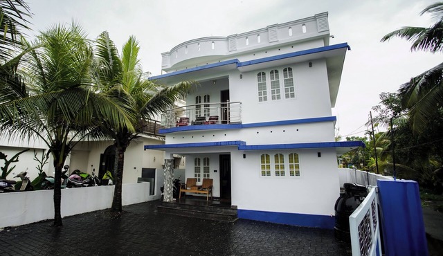 Serene 3-bedroom villa with AC in charming Alappuzha