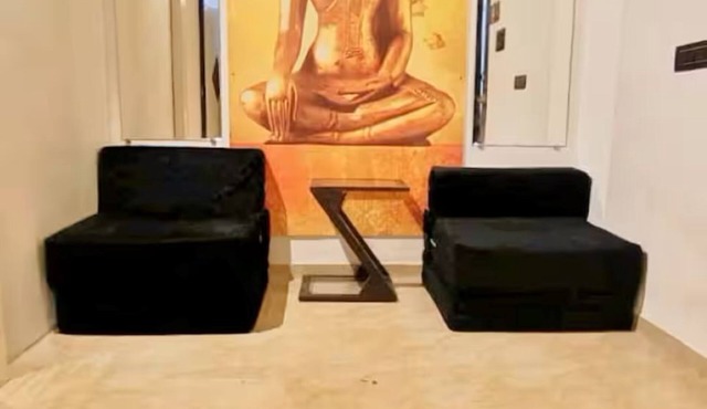 Serene and comfortable stay in Goregaon east
