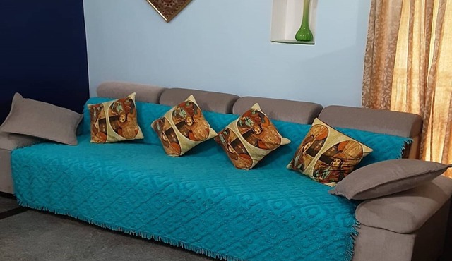 Serene Space: 6-Bedroom Retreat for Your Group in Coimbatore