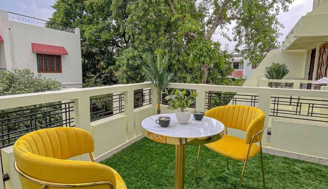 Serene Stay 5bhk Luxury Villa Varanasi