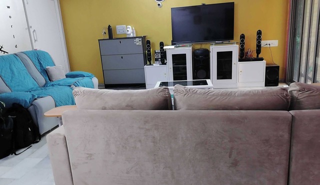 Service Apartment for Home-like Stay in Center of Ahmedabad