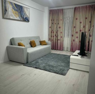 SF apartments promenada mall