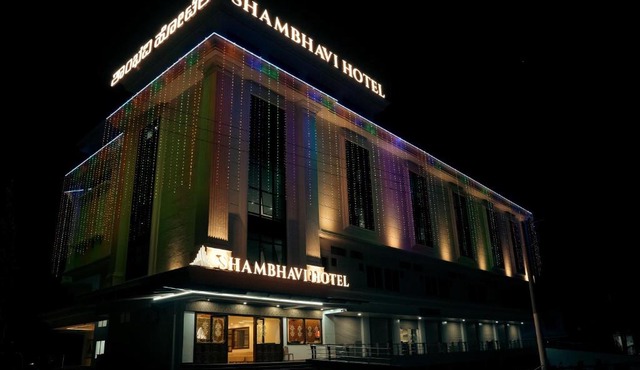 Shambhavi Hotel And Convention Centre