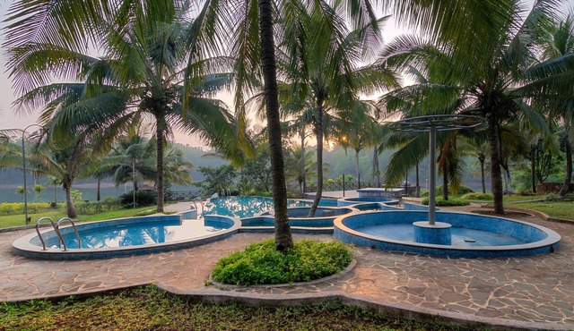 Shantai by the lake