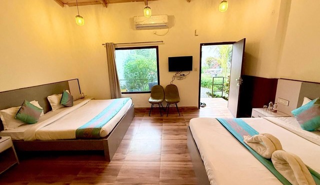 Shelton Blu Resort