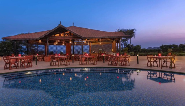 Sheraton Grand Pune Bund Garden Hotel