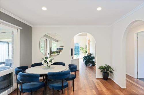 Shine Carrum Down - Family Oasis With Heated Pool in Carrum Downs