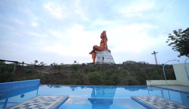 Shiv Ashray Resort