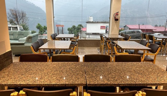 Shiv Kedar Hotel