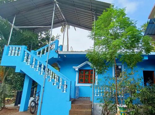 Shiva Home Stays