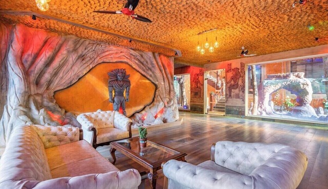 Shivaaz Villa | Celebrity 4BHK Luxury Villa in Goa with Private Pool