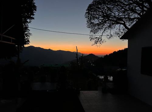 Shivalik HomeStay & BayleafCafe