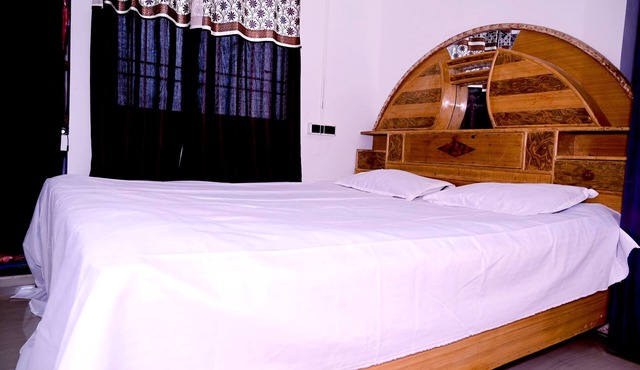SHIVAY GUEST HOUSE