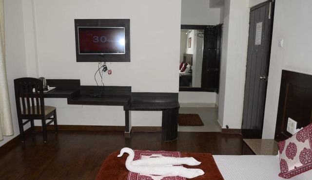 Shivlinga Tourist Complex