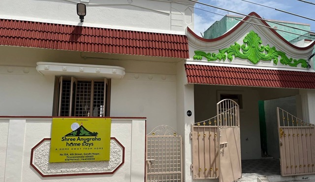 Shree Anugraha Home Stays |nYour spiritual home away from home!
