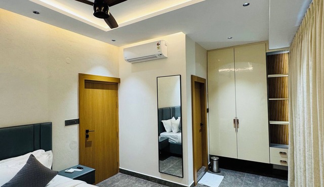 Shreshtam Apart Hotel Kondapur