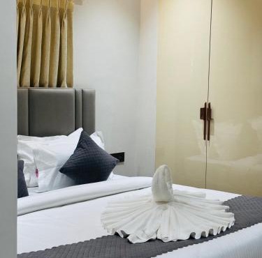Shreshtam Apart Hotel, Kondapur