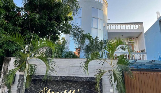 Shreshth Home Stay - Best Family Accommodation - 3km from Har Ki Pauri, Haridwar, Uttarakhand