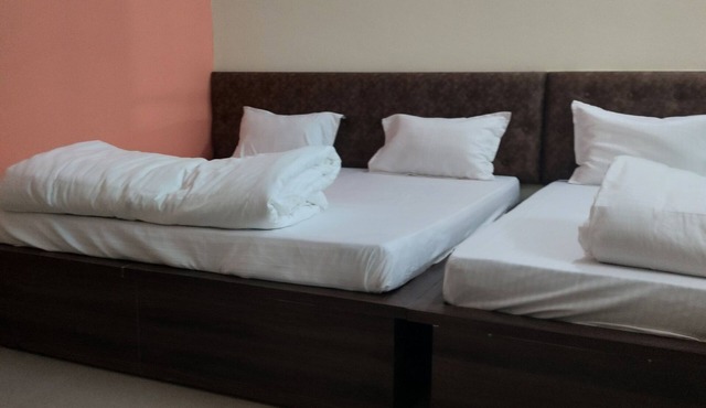 Shri Narayan home stay