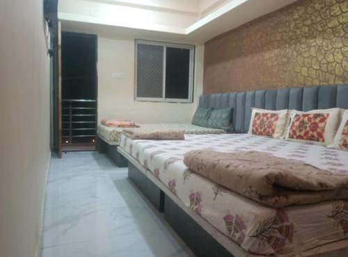 Siddhi vinayak home stay