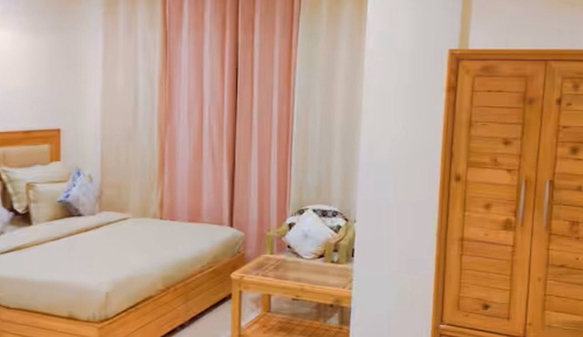 Silk Route-Serenity Deluxe room with Kitchen - WiFi