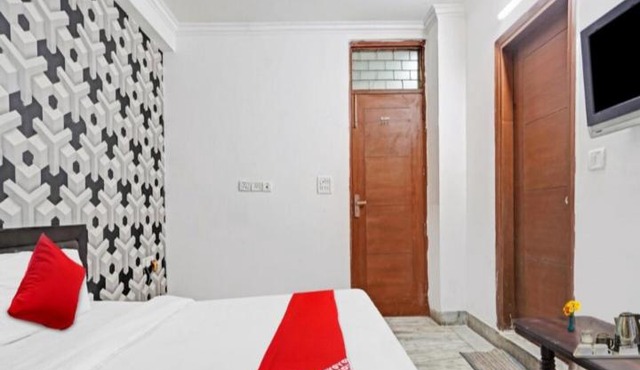 Silver Villa