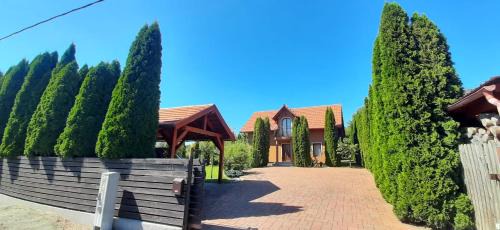 Simonfi Villa in Eremitu