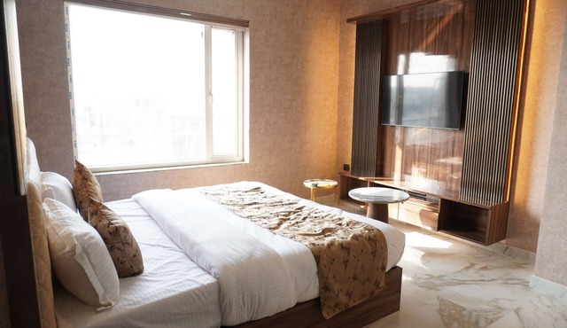 Sky Hotel & Resort