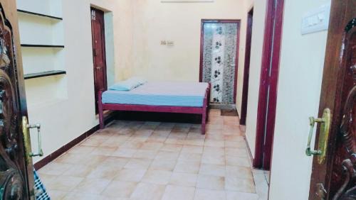 SMK holiday's family home