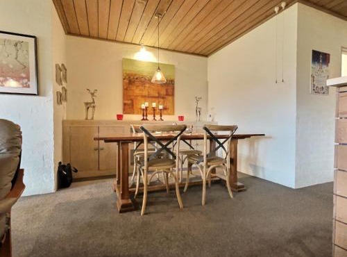 Snow Gums Apartment 4, alpine-getaways in Dinner Plain