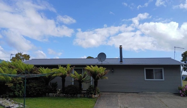 Snug Stays After Wild Days in Strahan