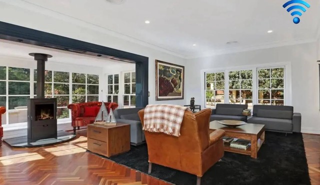 Southern Grace - the perfect Southern Highlands escape, spacious, stylish and serene