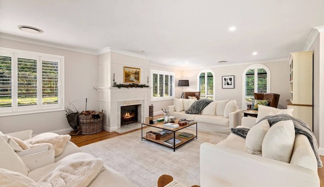 Southern Highlands Villa, Spacious, Gardens, Pool