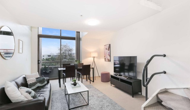 Spacious 1BR CBD Apartment in Unrivalled Location next to Darling Harbour