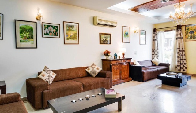 Spacious 4BR Home in Kailash Colony South Delhi near Nehru Place business district