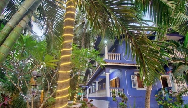 Spacious 5-BHK Villa in beautiful Candolim with WiFi, AC