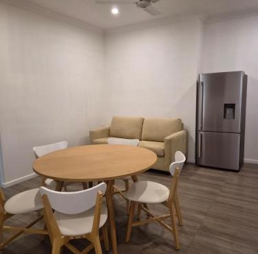 Spacious and Comfortable Stay, Central Location in Maryborough
