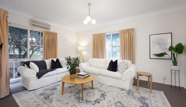 Spacious Balwyn Villa in Great Location in Balwyn