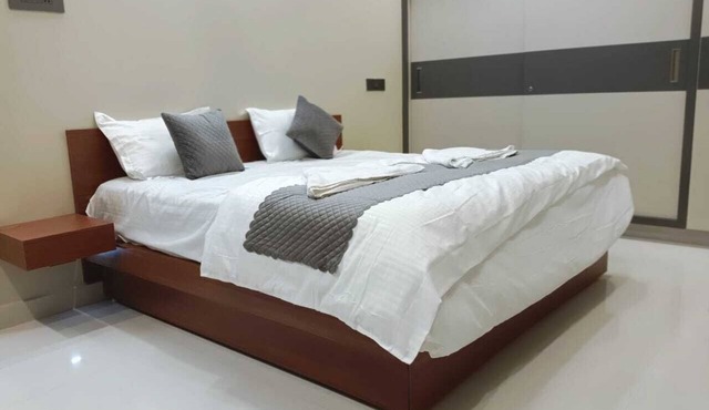 Spacious building in charming Tirupati with AC, WiFi , Hot water and Lift