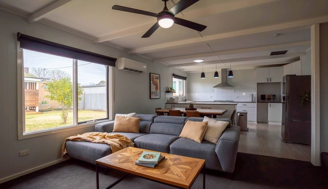 Spacious Kerang Retreat | Stylish & Cosy in Kerang
