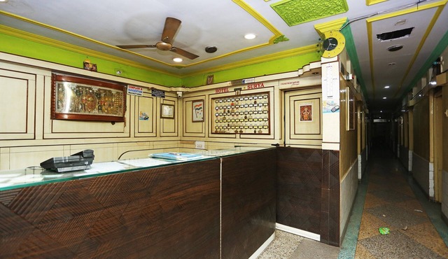 SPOT ON 40303 Hotel Surya