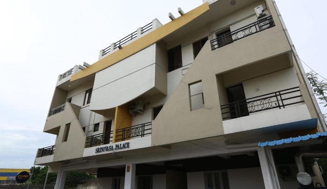 SPOT ON J Service Appartment in Chennai