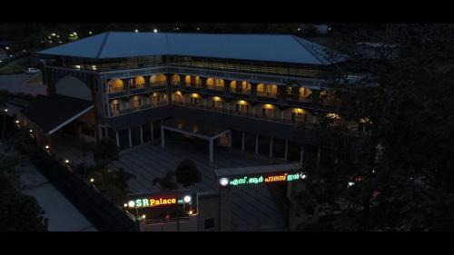 Sr Palaceinn
